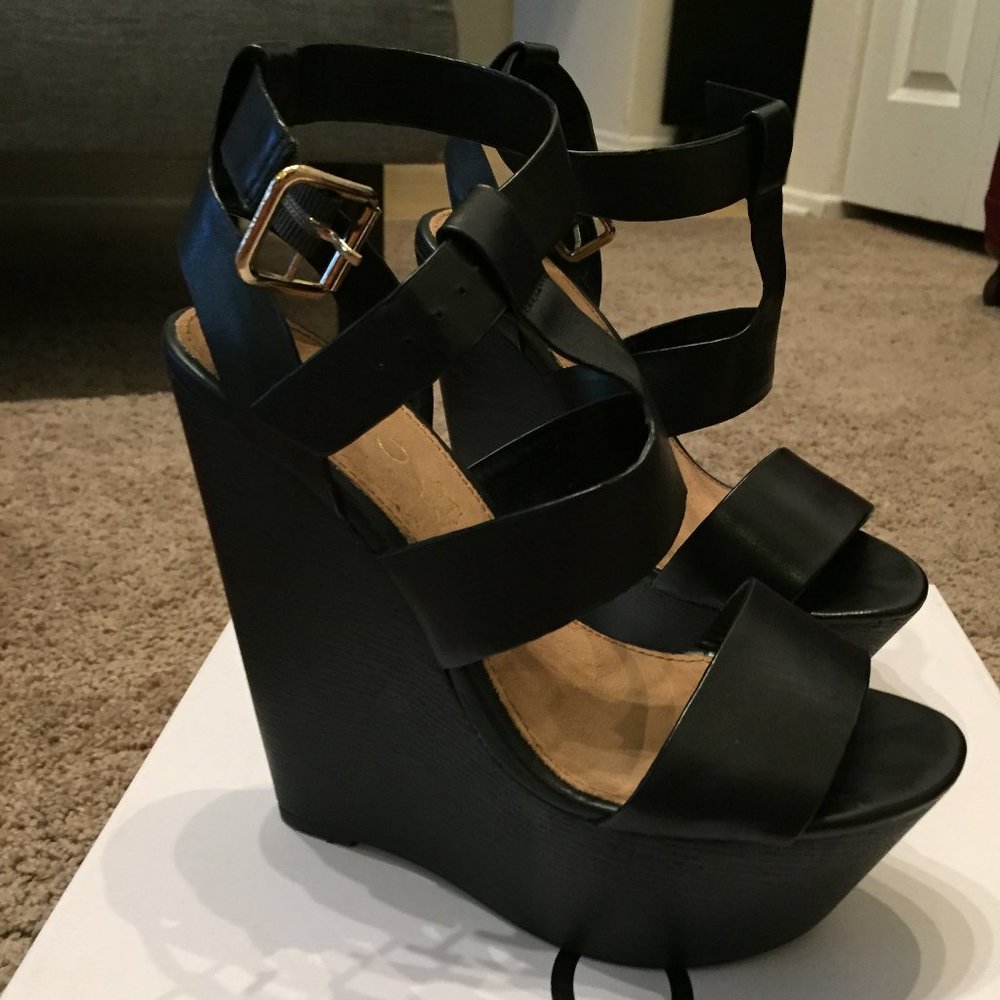 Aldo Ybaung Black Size 7